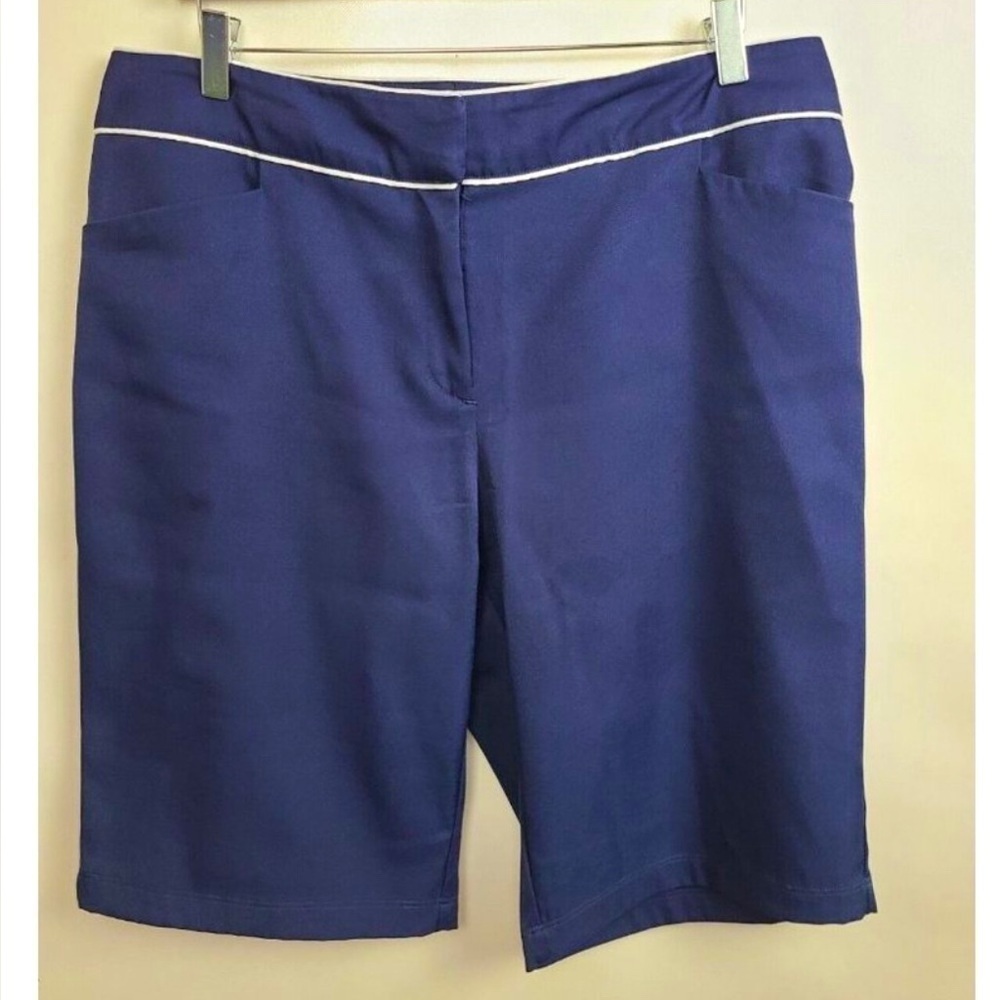 Tail White Label Navy White Piping Activewear Bermuda Golf Shorts Size 14